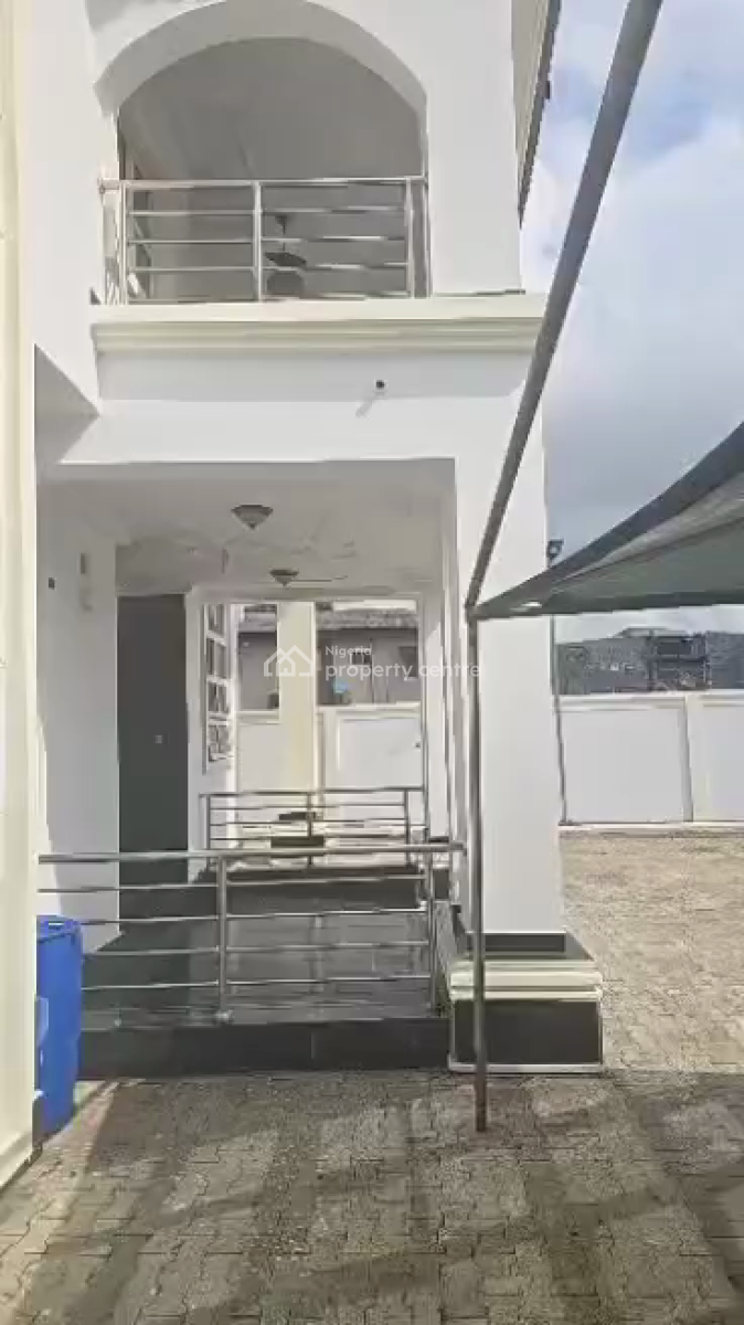 Distress 5bedr Detach and Bq, Diamond Estate Amuwo Odofin Lagos, Amuwo Odofin, Lagos, Detached Duplex for Sale