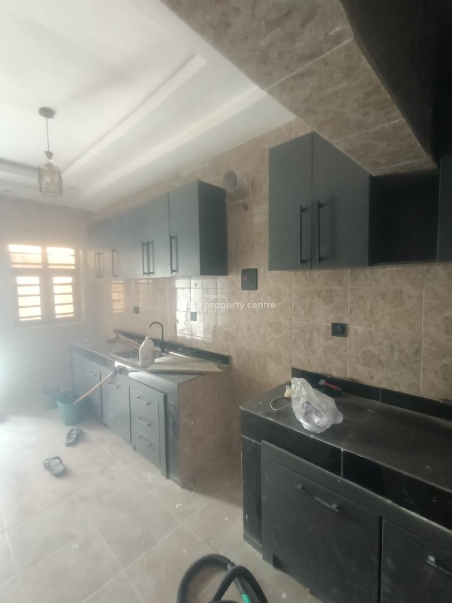 Standard and Spacious 3 Bedroom Flat, Thomas Estate, Ajah, Lagos, Flat / Apartment for Rent