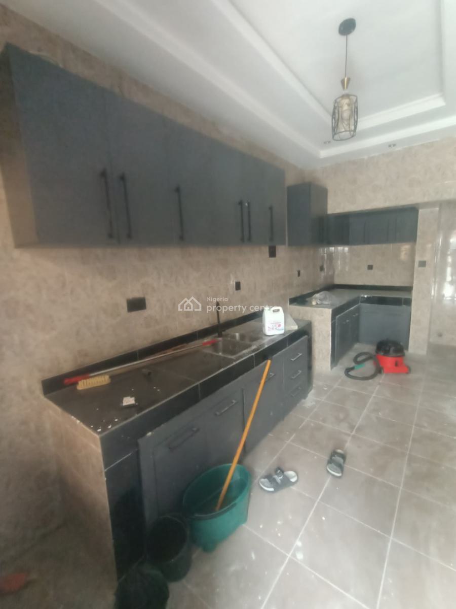 Standard and Spacious 3 Bedroom Flat, Thomas Estate, Ajah, Lagos, Flat / Apartment for Rent