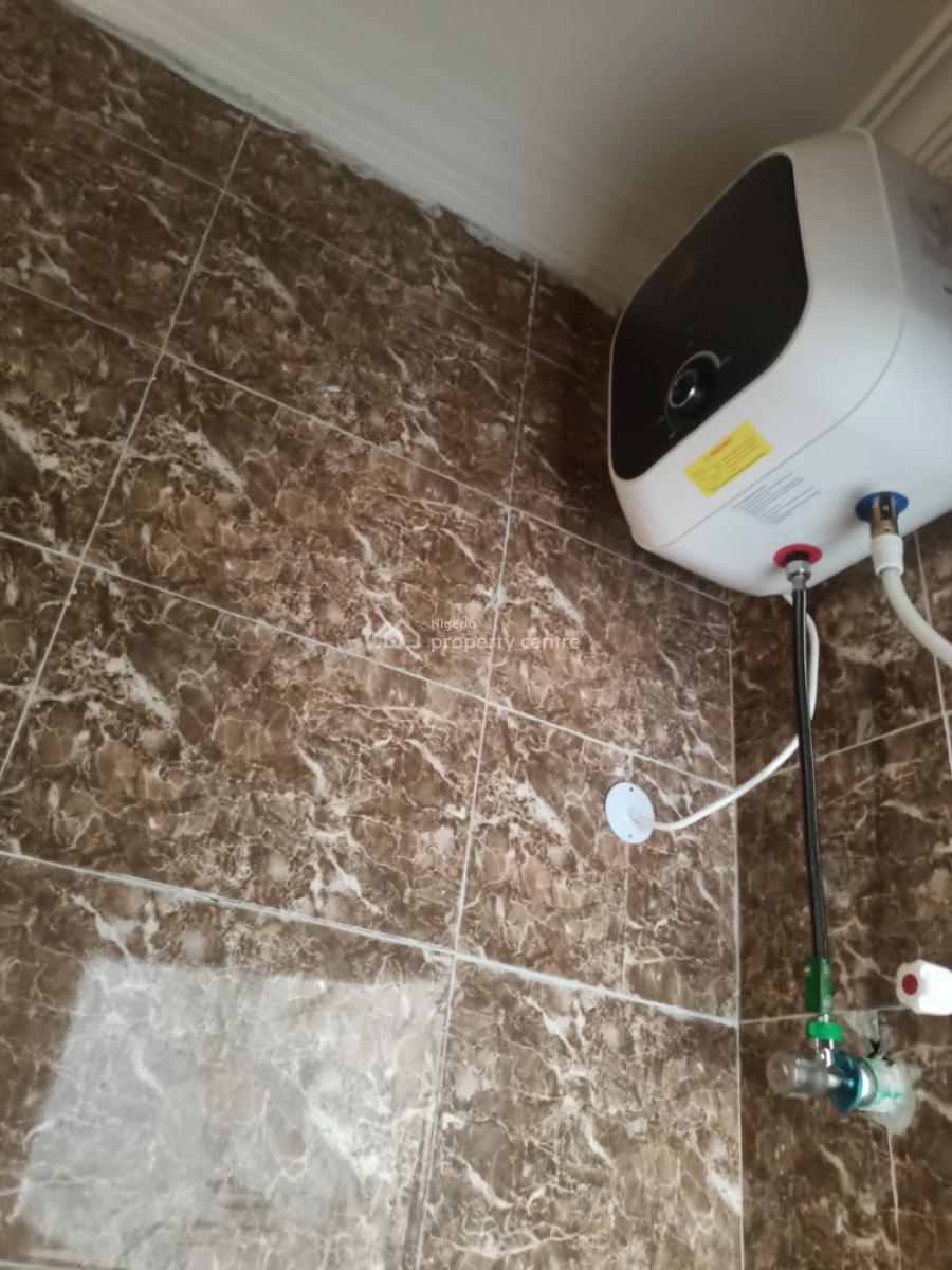Standard and Spacious 3 Bedroom Flat, Thomas Estate, Ajah, Lagos, Flat / Apartment for Rent