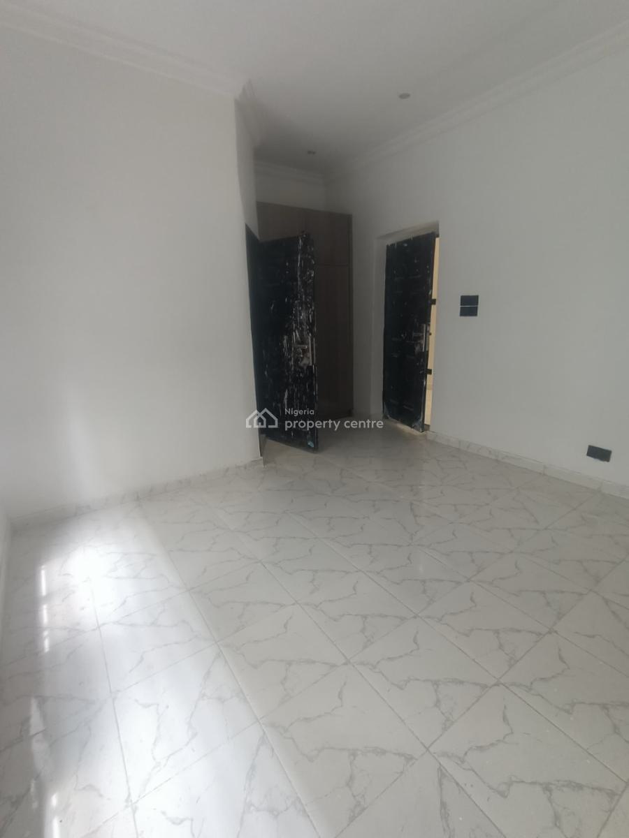 Standard and Spacious 3 Bedroom Flat, Thomas Estate, Ajah, Lagos, Flat / Apartment for Rent