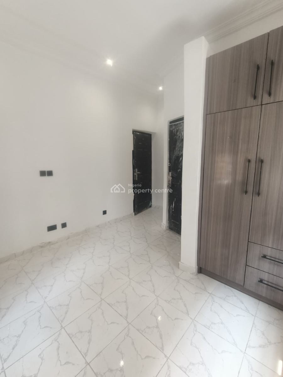 Standard and Spacious 3 Bedroom Flat, Thomas Estate, Ajah, Lagos, Flat / Apartment for Rent
