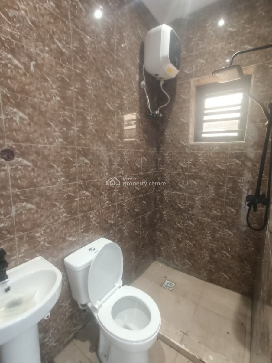 Standard and Spacious 3 Bedroom Flat, Thomas Estate, Ajah, Lagos, Flat / Apartment for Rent