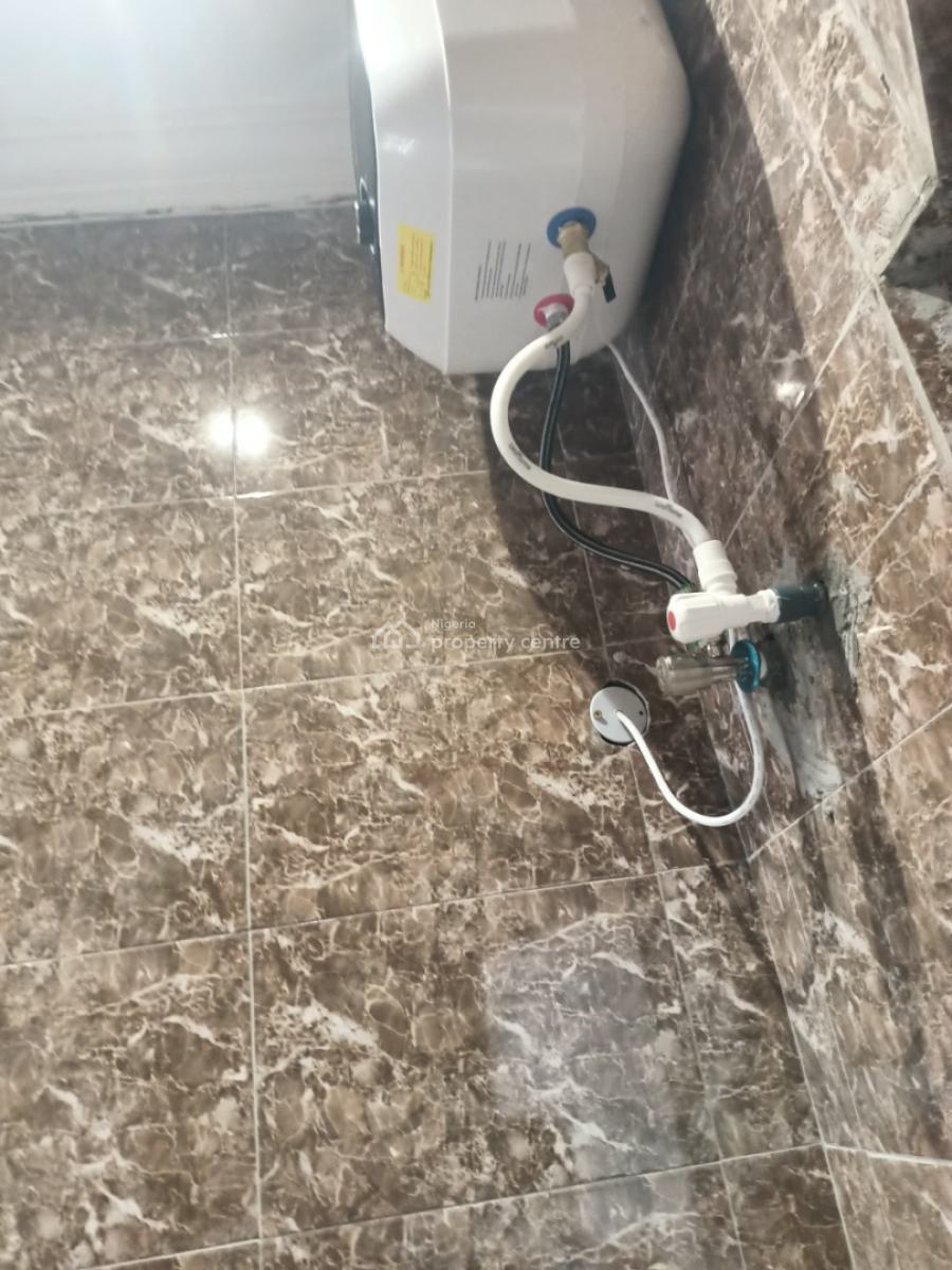 Standard and Spacious 3 Bedroom Flat, Thomas Estate, Ajah, Lagos, Flat / Apartment for Rent