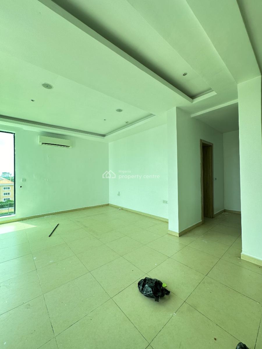 Uniquely Built 4 Bedroom Penthouse with 2bqs, Swimming Pool, Gym, Old Ikoyi, Ikoyi, Lagos, Block of Flats for Sale