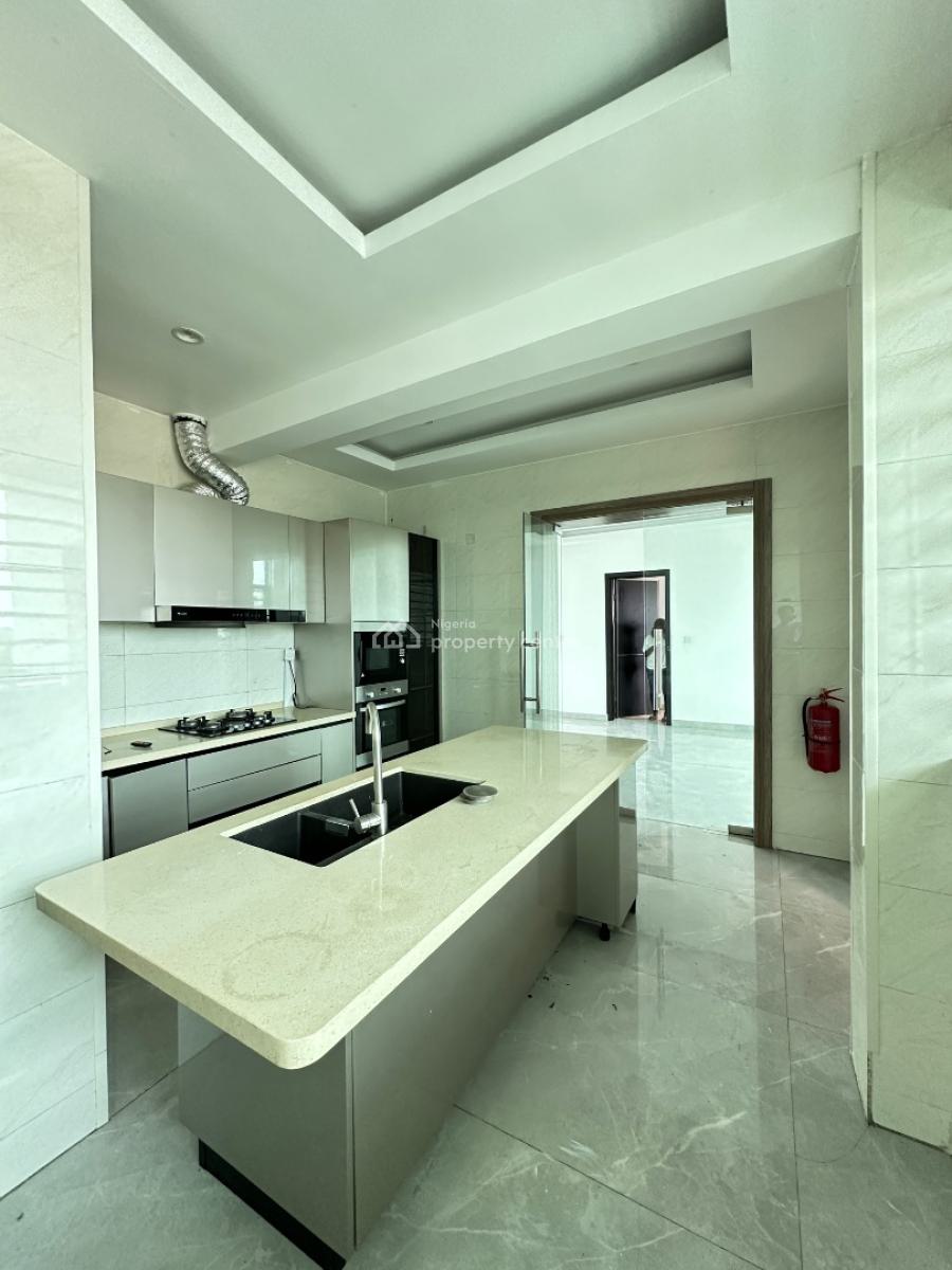 Uniquely Built 4 Bedroom Penthouse with 2bqs, Swimming Pool, Gym, Old Ikoyi, Ikoyi, Lagos, Block of Flats for Sale