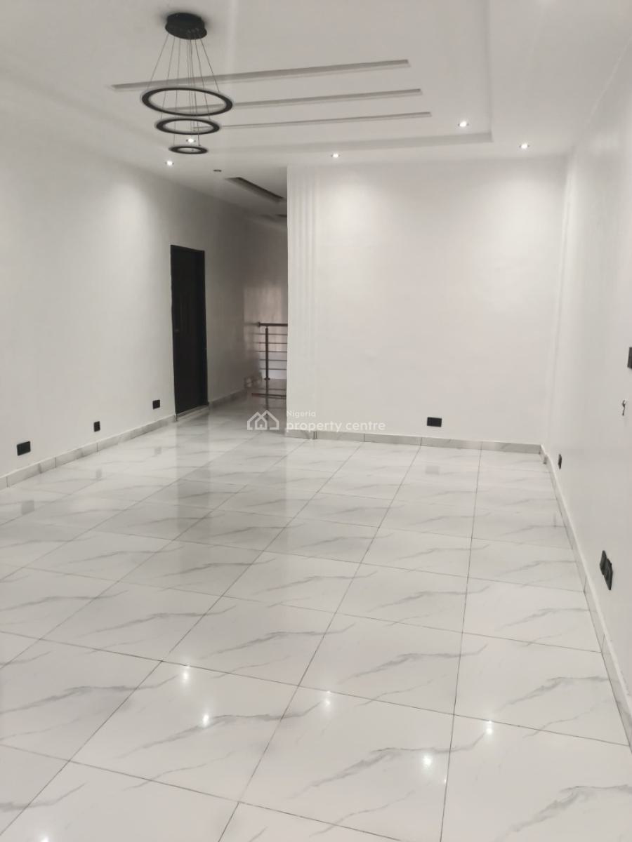 Standard and Sharp 3bedroom Apartment, Thomas Estate, Ajah, Lagos, Flat / Apartment for Rent