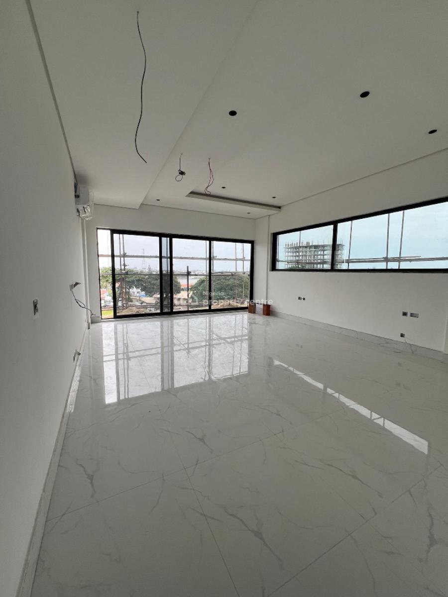 The Magnificent 4bedroom Maisonette with Boys Quarter, Old Ikoyi, Ikoyi, Lagos, Flat / Apartment for Sale