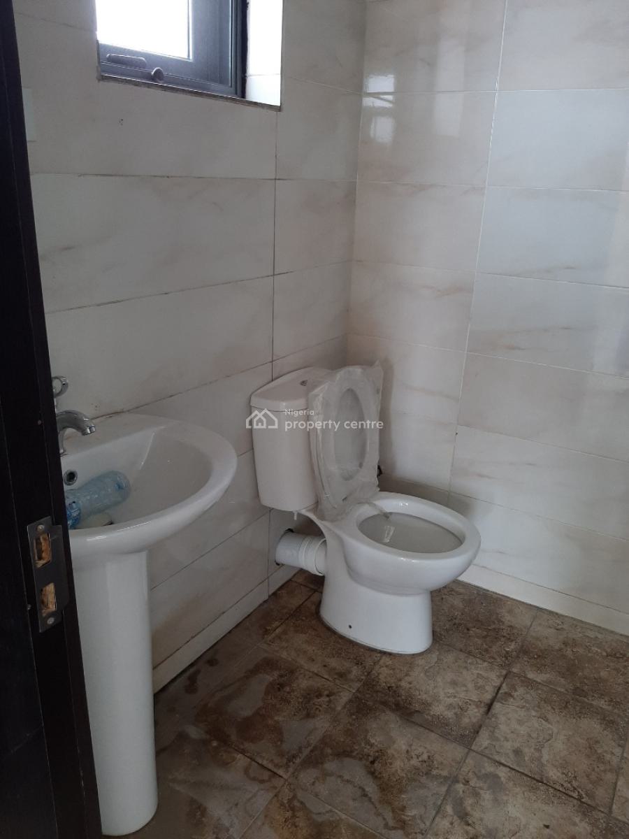 Serviced 3 Bedroom En-suite Flat with 1 Room Bq, Victoria Island (vi), Lagos, Flat / Apartment for Rent