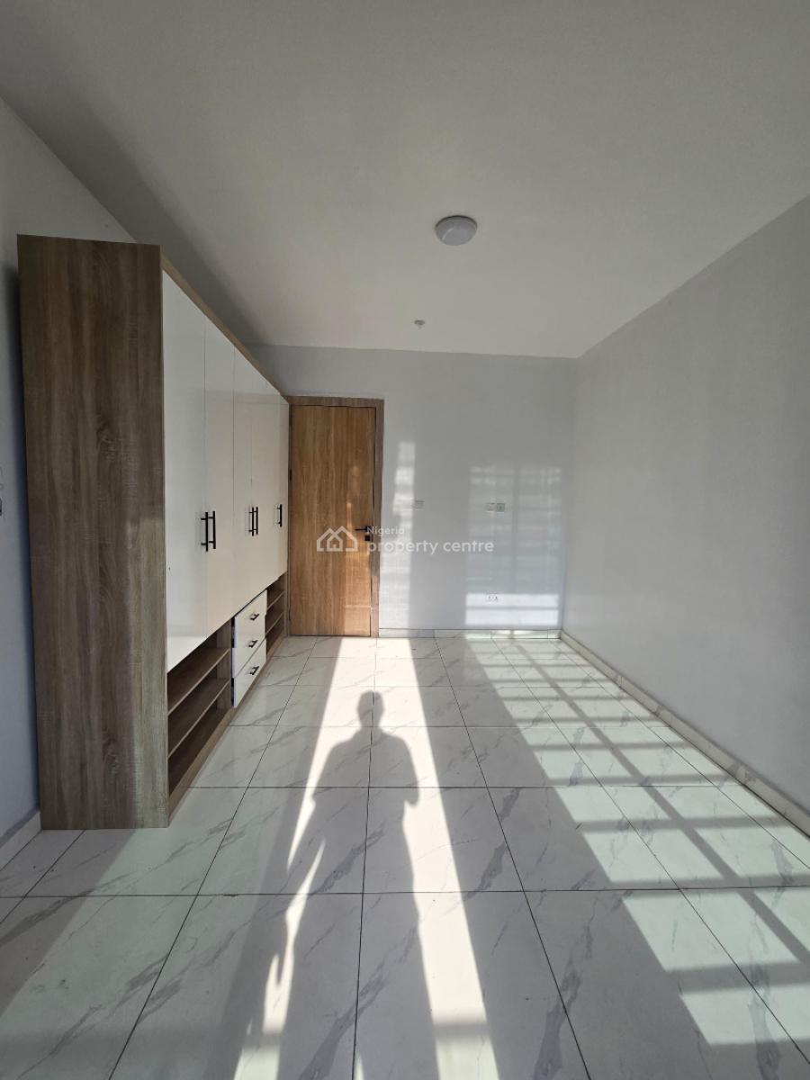Spacious 2 Bedroom Apartment Available, Ikate, Lekki, Lagos, Flat / Apartment for Rent