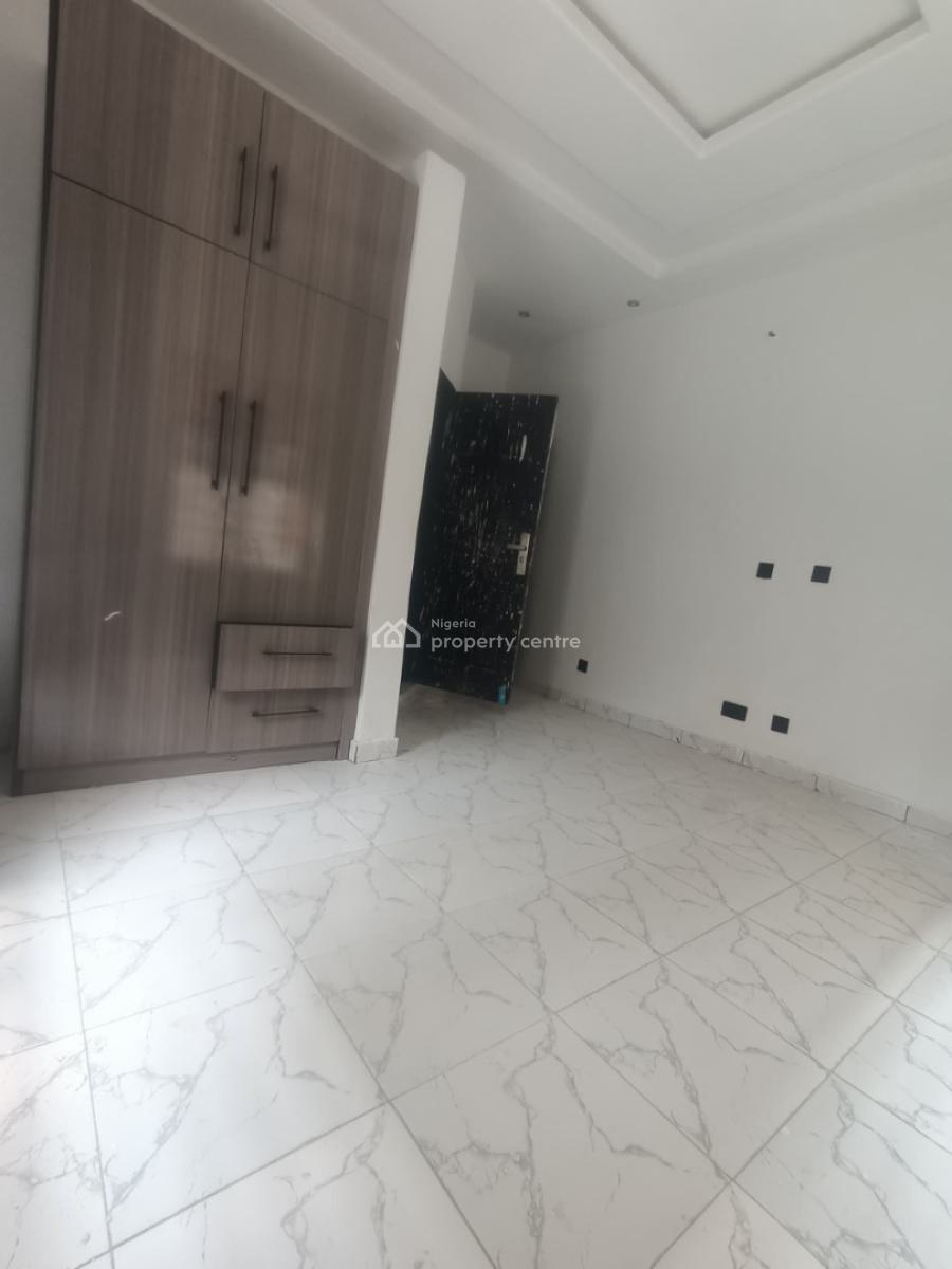 Spacious and Clean 2 Bedroom Apartment, Royal Palmwill Estate, Badore, Ajah, Lagos, Flat / Apartment for Rent