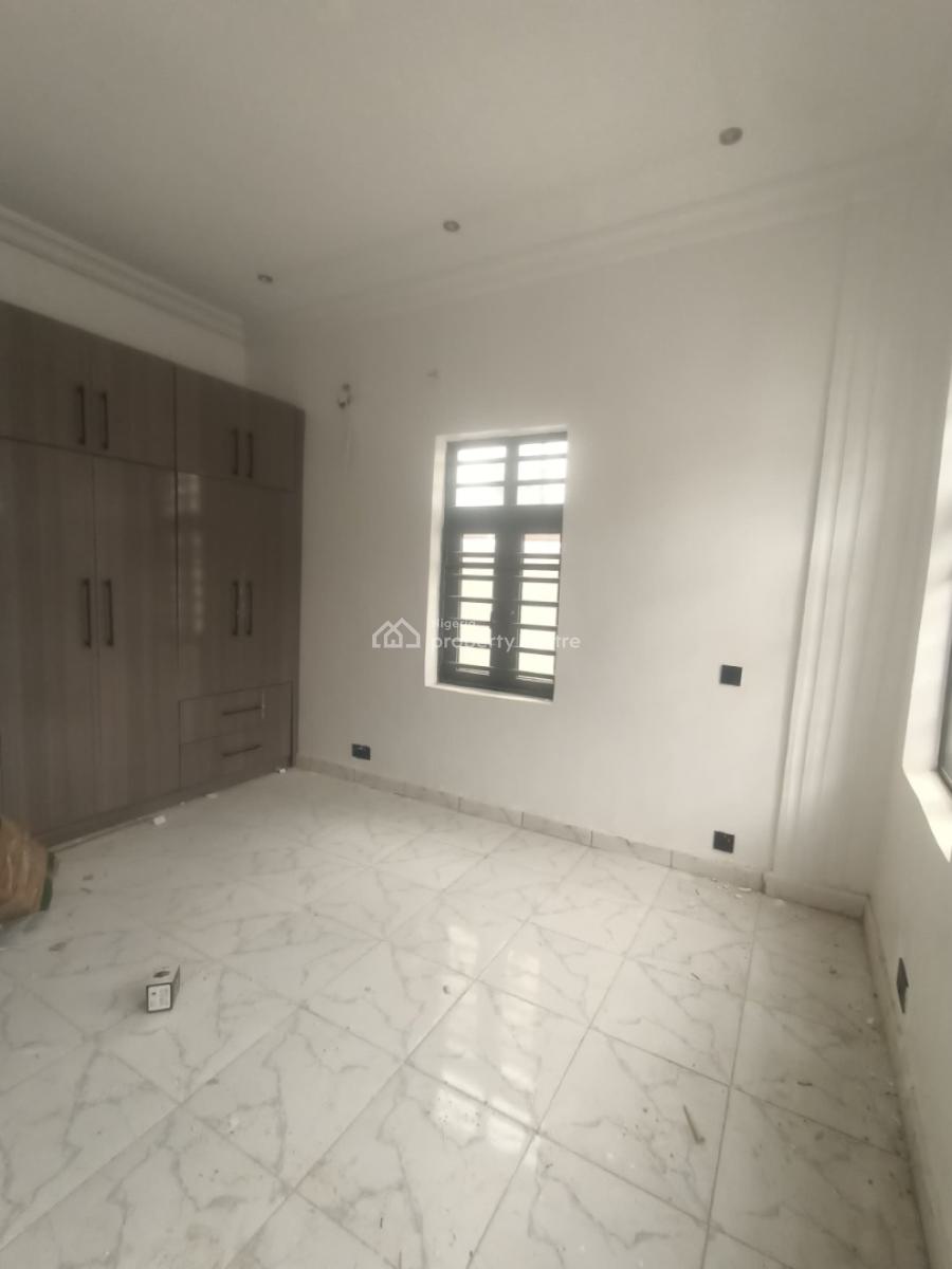 Spacious and Clean 2 Bedroom Apartment, Royal Palmwill Estate, Badore, Ajah, Lagos, Flat / Apartment for Rent