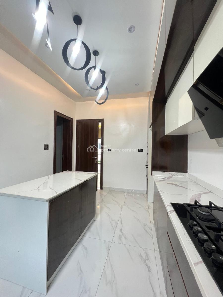 2 Bedroom Penthouse with a Pool Gym and Elevator, Lekki Phase 1, Lekki, Lagos, Flat / Apartment for Sale