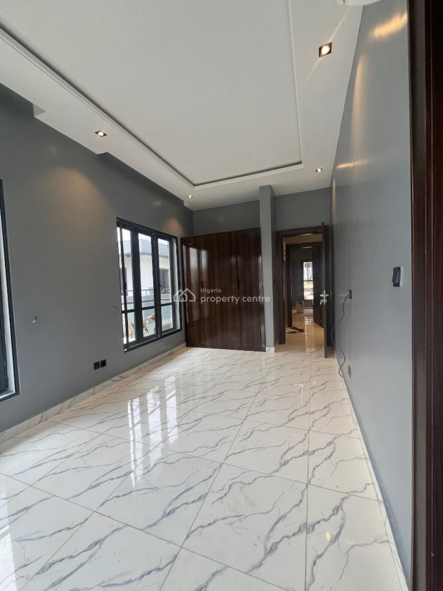 2 Bedroom Penthouse with a Pool Gym and Elevator, Lekki Phase 1, Lekki, Lagos, Flat / Apartment for Sale
