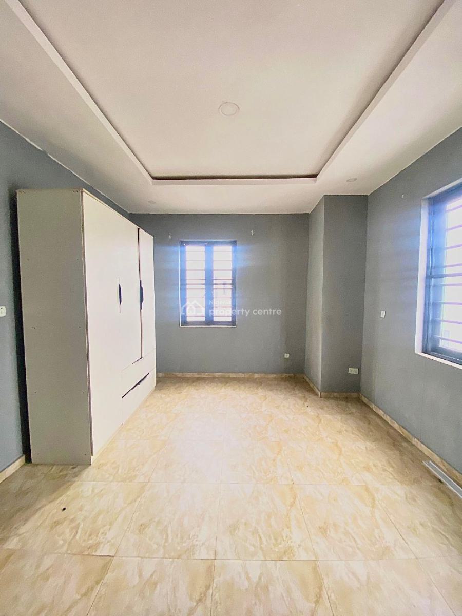 Well Built 2bedroom Flat Now Available, Ikate, Lekki, Lagos, Flat / Apartment for Rent