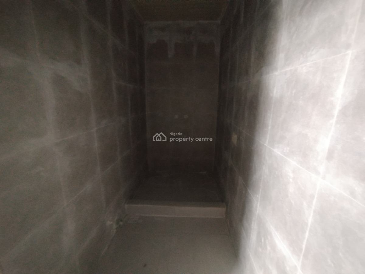 Spacious Serviced a Room Self Contain Apartment, Off Fola Oshibo Street, Lekki Phase 1, Lekki, Lagos, Self Contain (single Rooms) for Rent