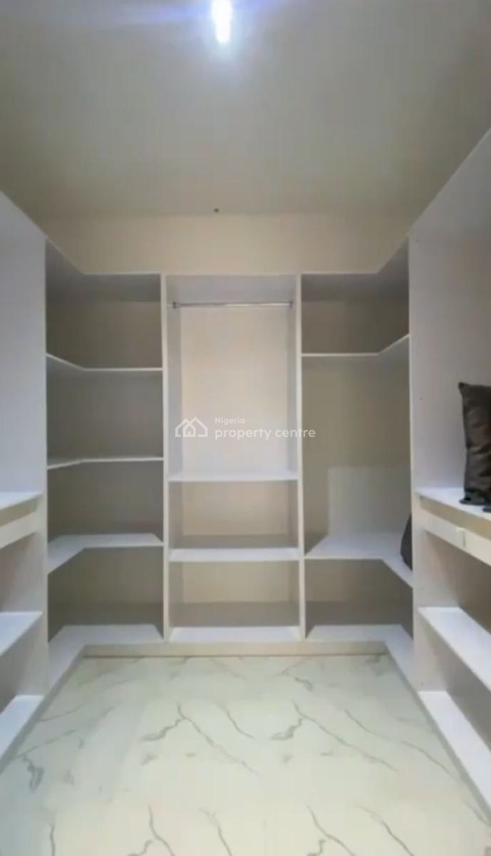 Exquisitely Furnished 3 Bedroom Penthouse with a Cinema, Lekki Phase 1, Lekki, Lagos, Flat / Apartment for Sale