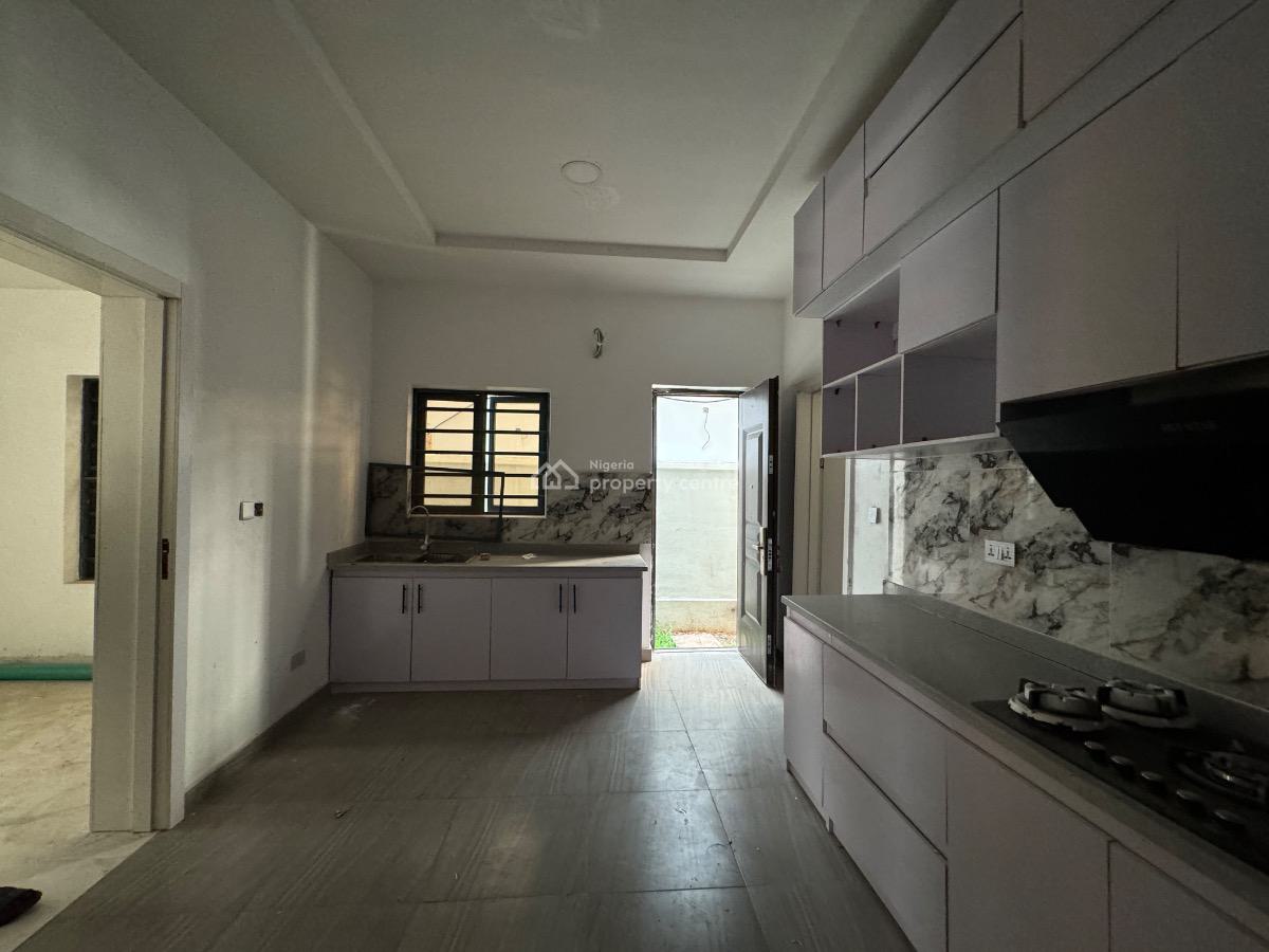 4 Bedroom Duplex with Bq, Ikate, Lekki, Lagos, Semi-detached Duplex for Sale