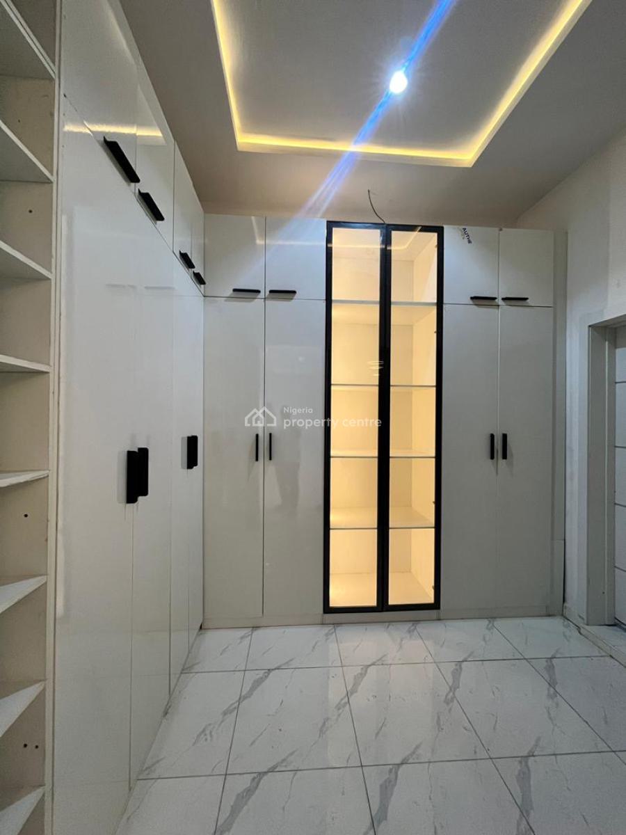 6 Bedroom Semi Detached Duplex with Bq, Ikota, Lekki, Lagos, Detached Duplex for Sale