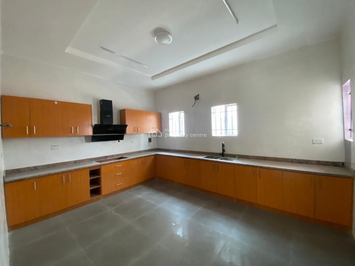 Beautiful 5bedroom Detached Duplex with a Bq, Pinnock Beach Estate, Lekki, Lagos, Detached Duplex for Sale