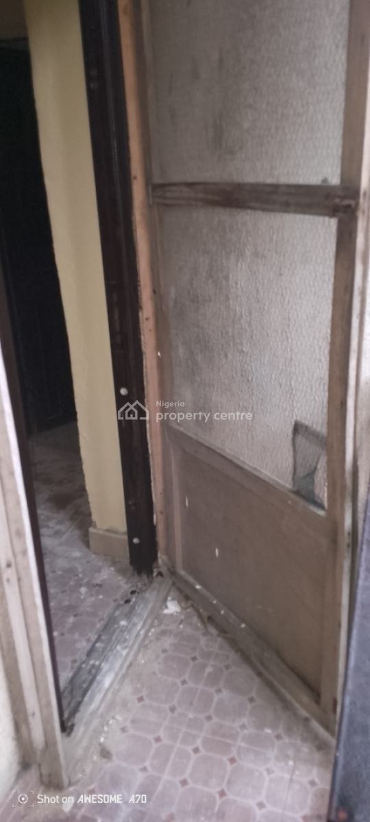 a Standard Room Self Contain, Upstairs Floor, Spg Road, Agungi, Lekki, Lagos, Self Contain (single Rooms) for Rent