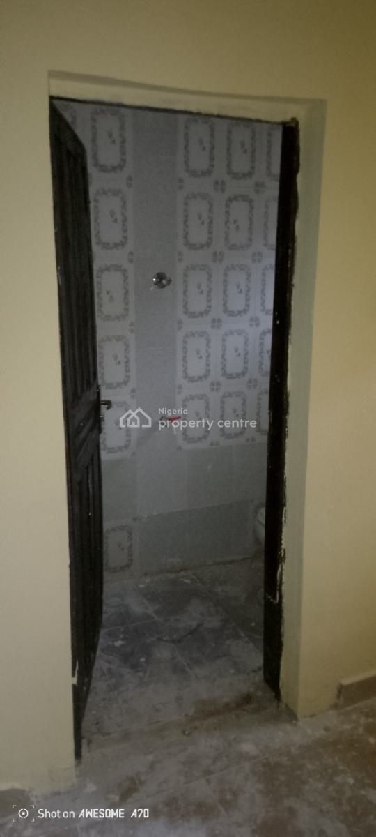 a Standard Room Self Contain, Upstairs Floor, Spg Road, Agungi, Lekki, Lagos, Self Contain (single Rooms) for Rent