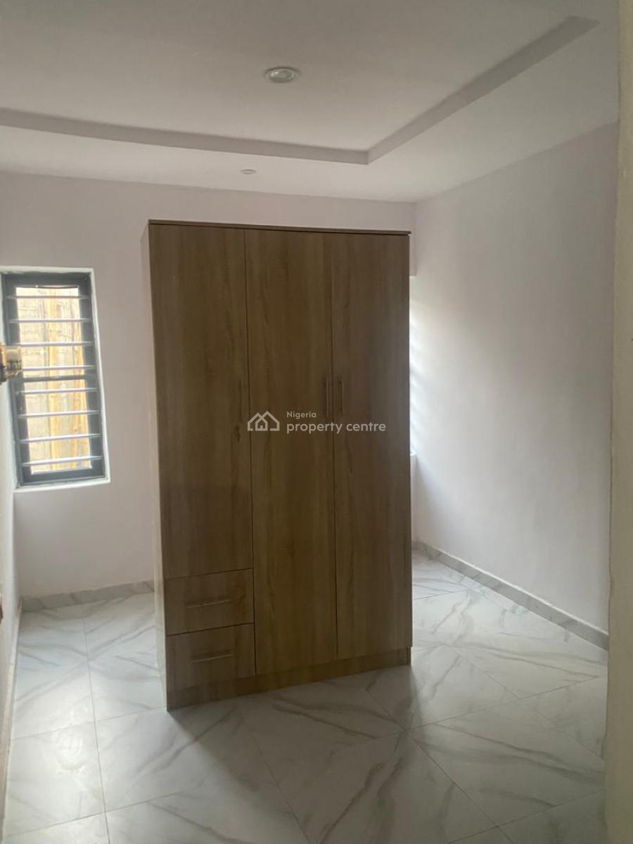 New and Tastefully Finished 3 Bedroom Apartment, Omole Phase 2, Ikeja, Lagos, Flat / Apartment for Rent