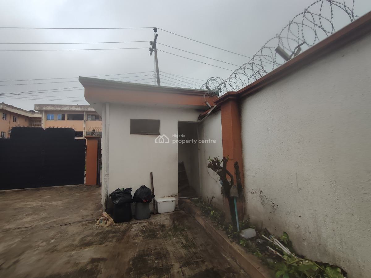 5 Bedroom Detached Building with Guest Chalet, By Mobile Filling Station, Oluyole, Oyo, Detached Duplex for Rent