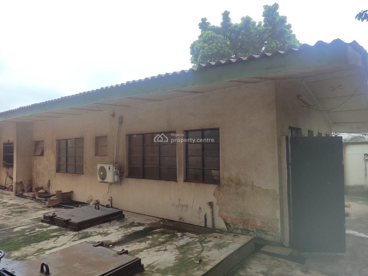 5 Bedroom Detached Building with Guest Chalet, By Mobile Filling Station, Oluyole, Oyo, Detached Duplex for Rent