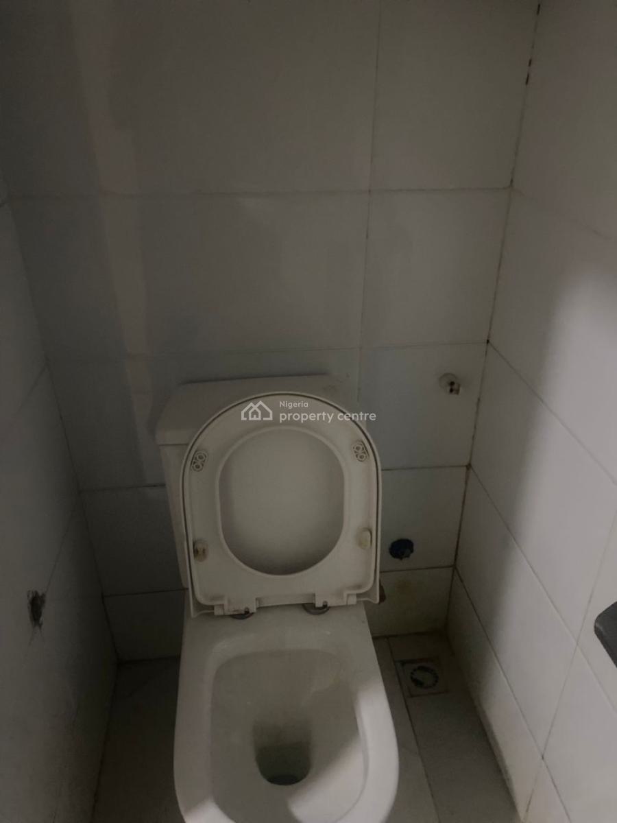 Miniflat with a Shared Kitchen, Chevron, Lekki Expressway, Lekki, Lagos, Mini Flat (room and Parlour) for Rent