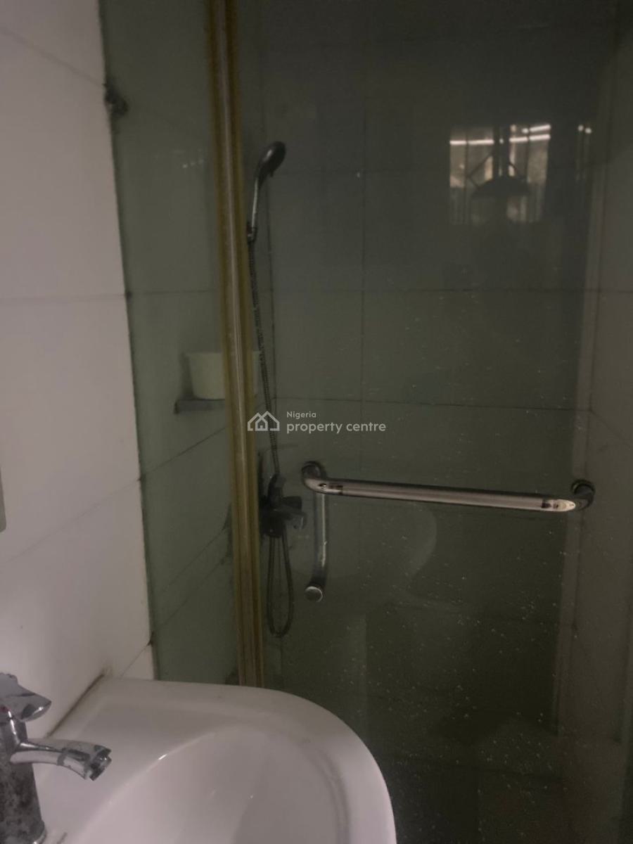 Miniflat with a Shared Kitchen, Chevron, Lekki Expressway, Lekki, Lagos, Mini Flat (room and Parlour) for Rent