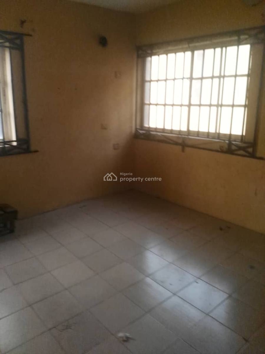 Standard 3 Bedroom Flat, Jumofaq Estate Via Aruna Bus Stop, Ikorodu, Lagos, House for Rent