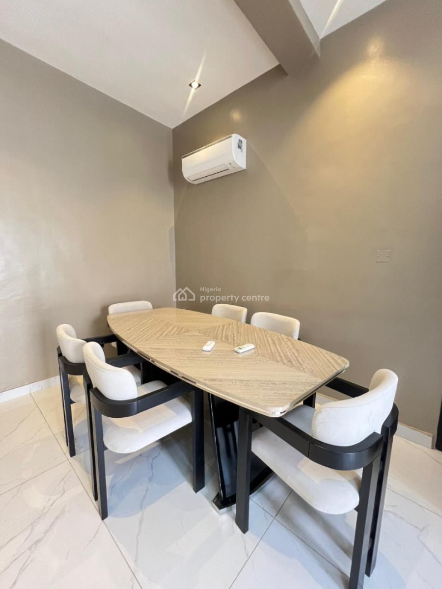 2 Bedroom Penthouse with Swimming Pool, Gym and Elevator, Lekki Phase 1, Lekki, Lagos, Flat / Apartment for Sale