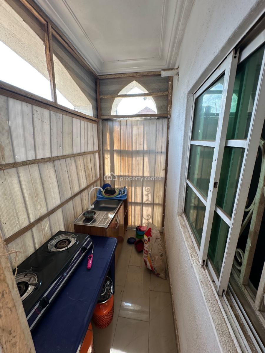a Standard One Bedroom Apartment in a Nice Location, 4th Avenue, Gwarinpa, Abuja, Mini Flat (room and Parlour) for Rent