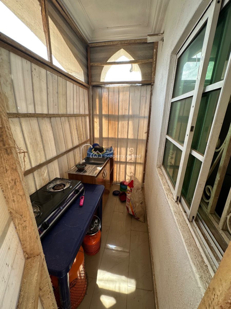 a Standard One Bedroom Apartment in a Nice Location, 4th Avenue, Gwarinpa, Abuja, Mini Flat (room and Parlour) for Rent