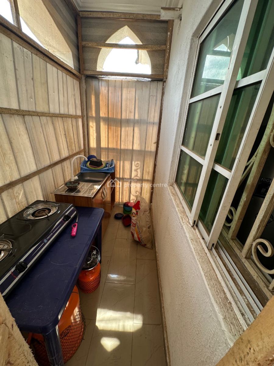 a Standard One Bedroom Apartment in a Nice Location, 4th Avenue, Gwarinpa, Abuja, Mini Flat (room and Parlour) for Rent