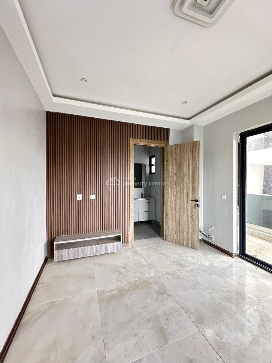 Magnificently Built 5 Bedroom Penthouse with Swimming Pool, Gym, Lekki Phase 1, Lekki, Lagos, Flat / Apartment for Sale