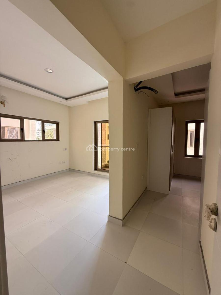 Exquisitely Finished Serviced 5 Bedroom Semi-detached House with a Roo, Banana Island, Ikoyi, Lagos, Semi-detached Duplex for Sale
