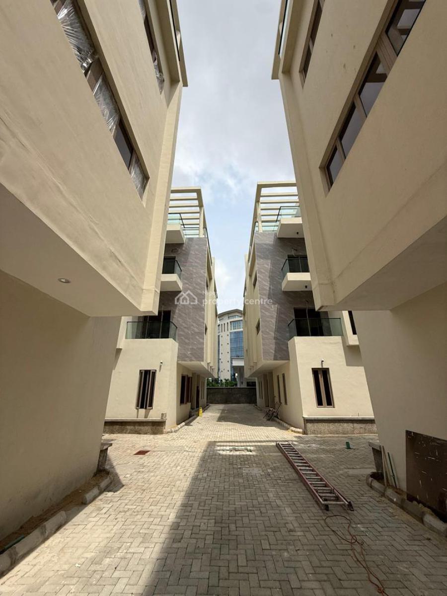 Exquisitely Finished Serviced 5 Bedroom Semi-detached House with a Roo, Banana Island, Ikoyi, Lagos, Semi-detached Duplex for Sale