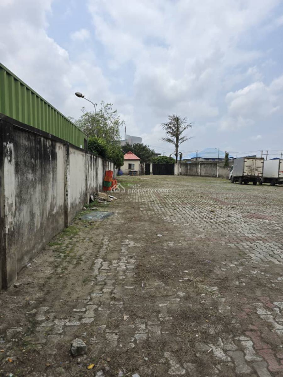 Event Center on Approximately 6000 Sqm.  Along Ojota Ogudu Expressway, Ojota, Lagos, Commercial Property for Sale