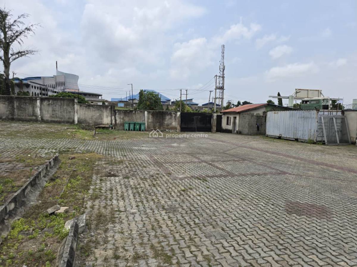Event Center on Approximately 6000 Sqm.  Along Ojota Ogudu Expressway, Ojota, Lagos, Commercial Property for Sale