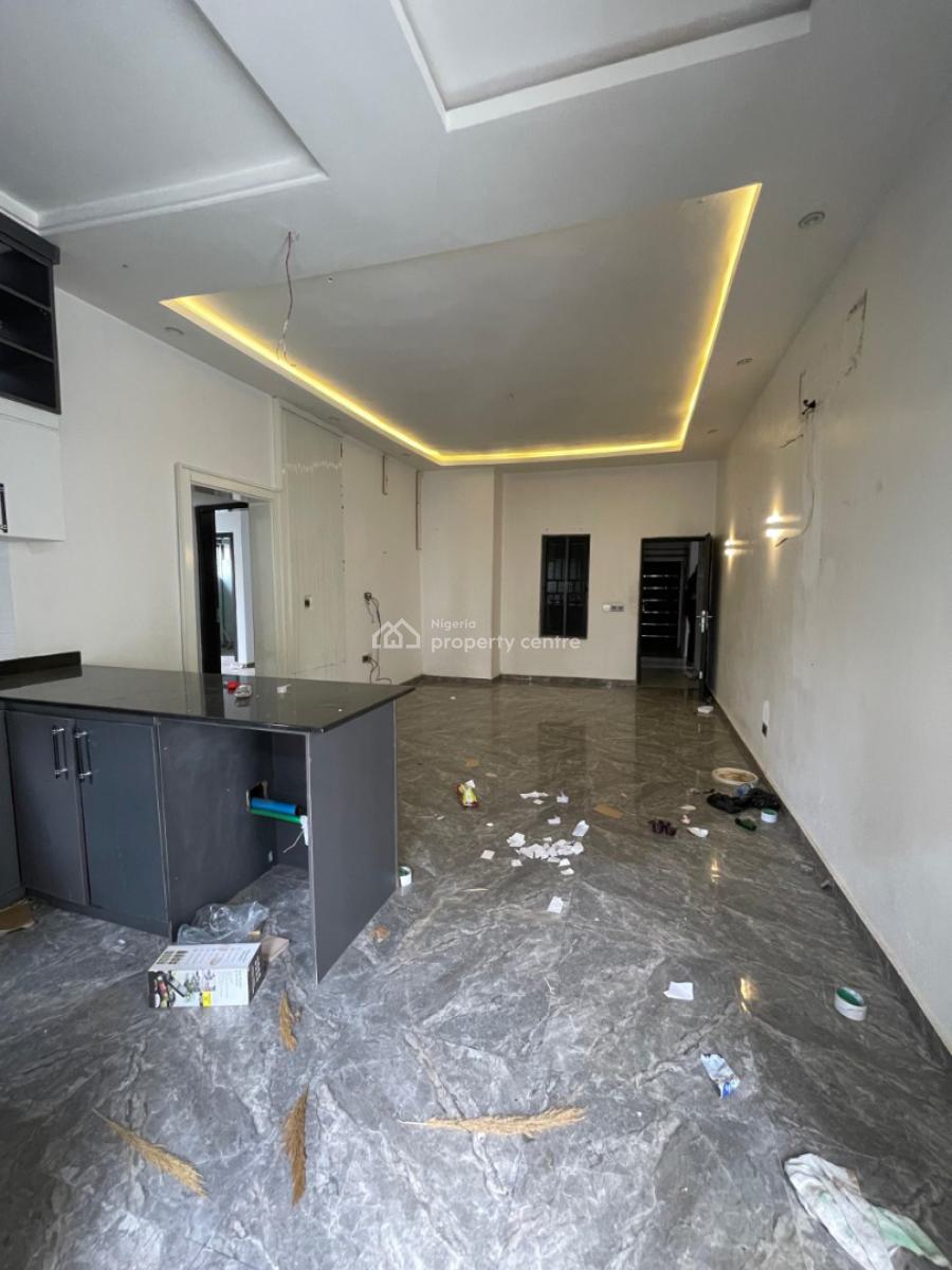 Well Finished 2 Bedroom Flat, Gwarinpa Main, Gwarinpa, Abuja, Flat / Apartment for Rent