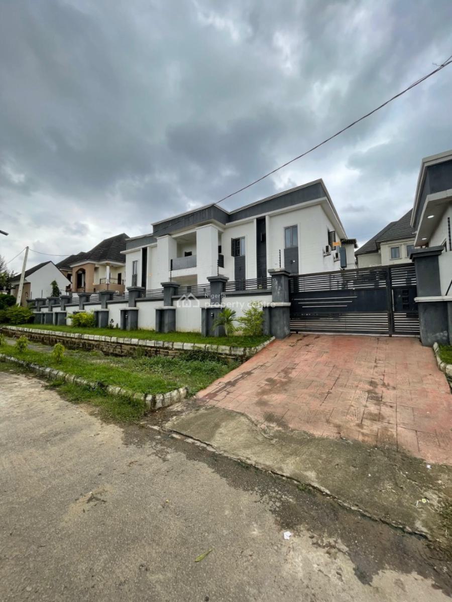 Well Finished 2 Bedroom Flat, Gwarinpa Main, Gwarinpa, Abuja, Flat / Apartment for Rent