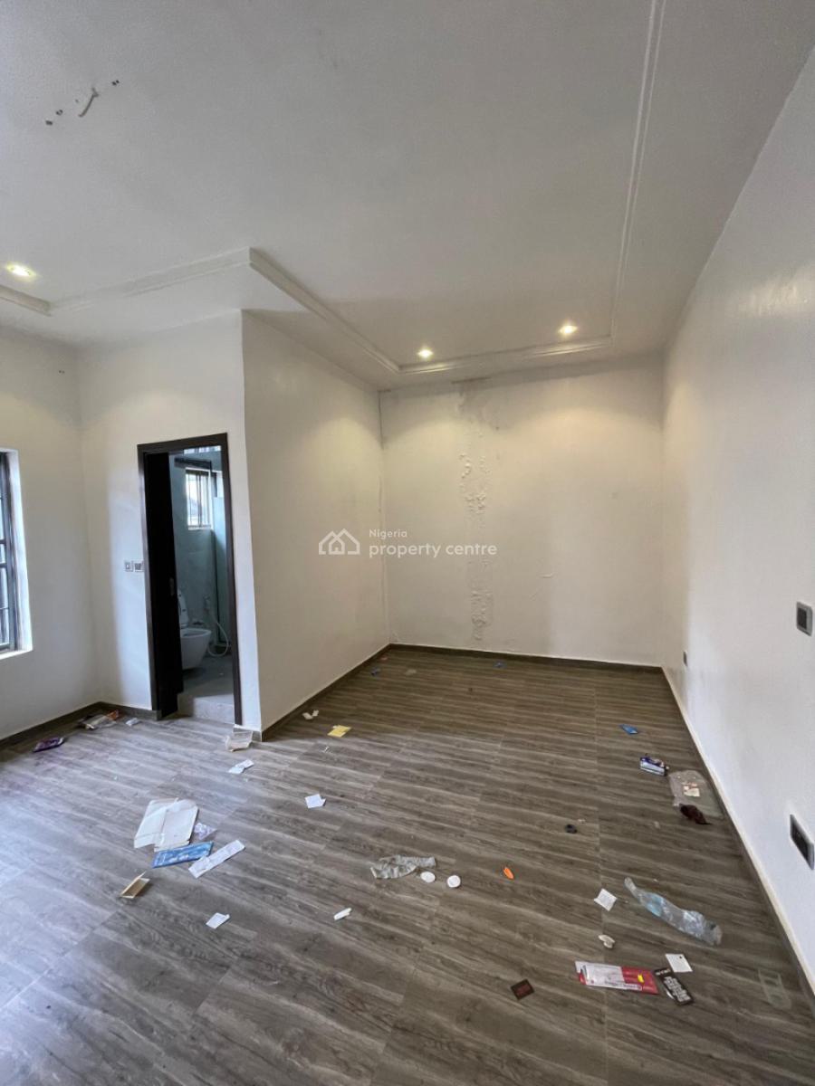 Well Finished 2 Bedroom Flat, Gwarinpa Main, Gwarinpa, Abuja, Flat / Apartment for Rent