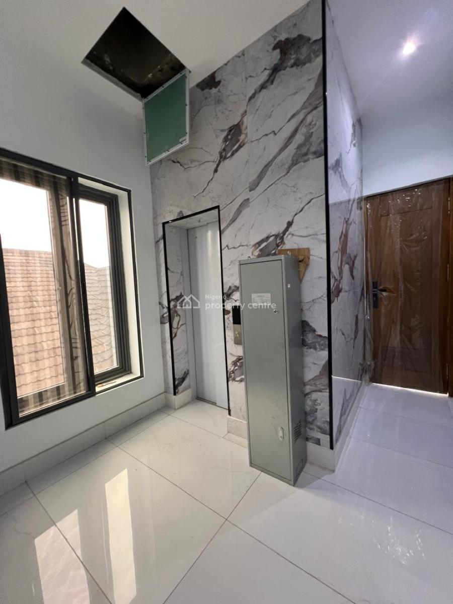 Luxury 5bedroom Detached Duplex with 2bq &pool, Off Admiralty, Lekki Phase 1, Lekki, Lagos, Detached Duplex for Sale