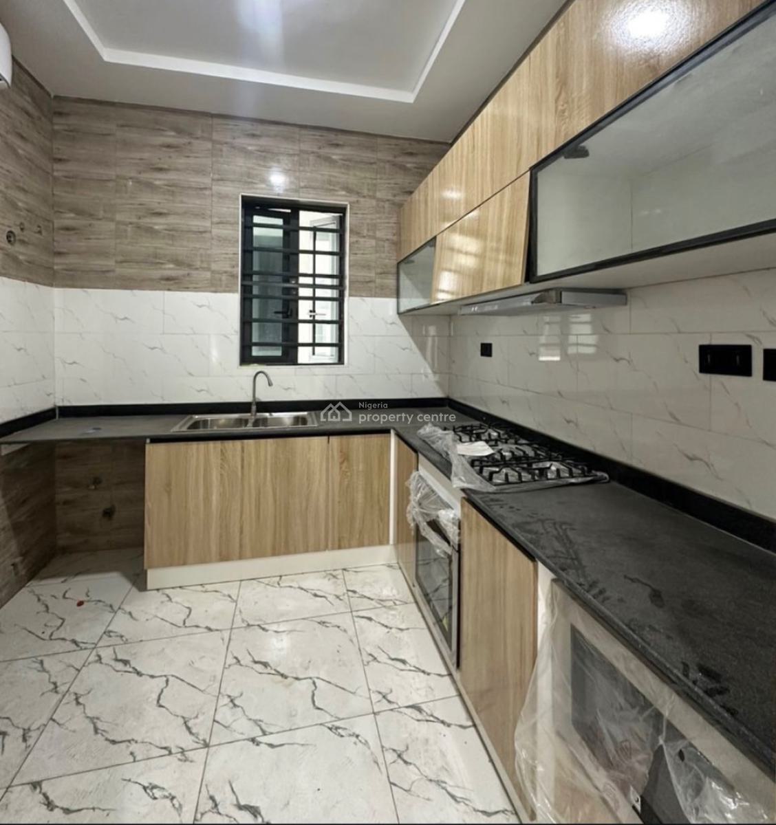 Well Built 2 Bedroom Flat Now Available, Ologolo, Lekki, Lagos, Flat / Apartment for Rent