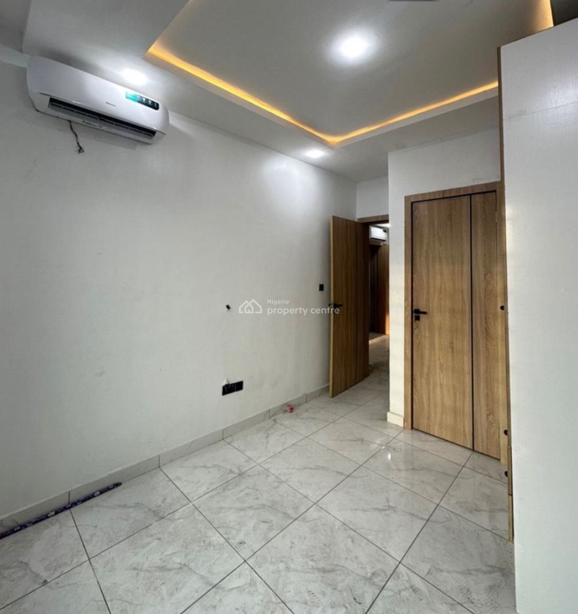 Well Built 2 Bedroom Flat Now Available, Ologolo, Lekki, Lagos, Flat / Apartment for Rent