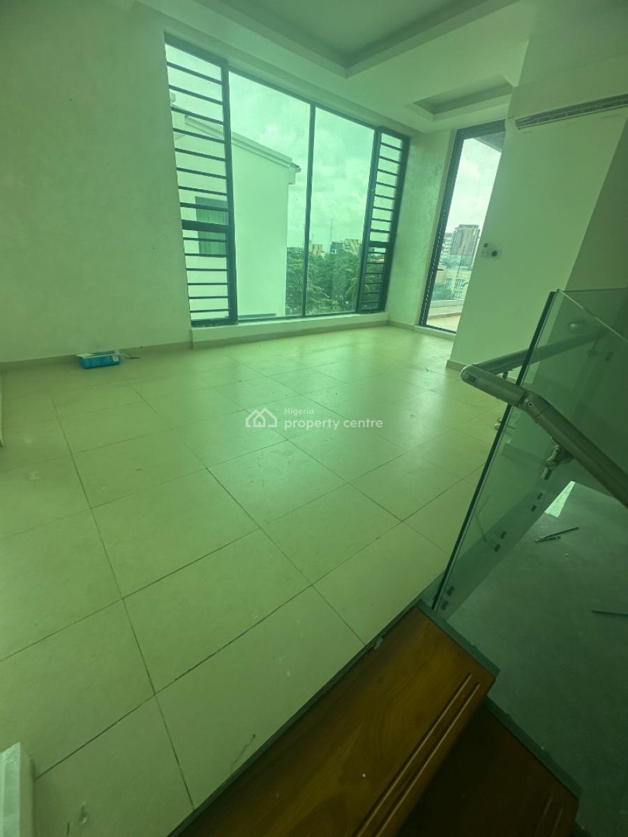 Luxury 4-bedroom Penthouse with 2 Room Bq, Ikoyi, Lagos, House for Rent