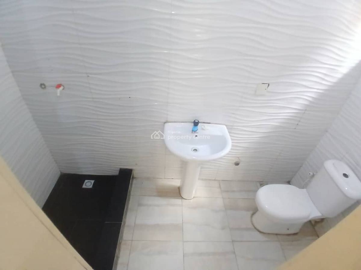 4 Bedroom Semi Detached House, Ikota, Lekki, Lagos, Semi-detached Duplex for Rent