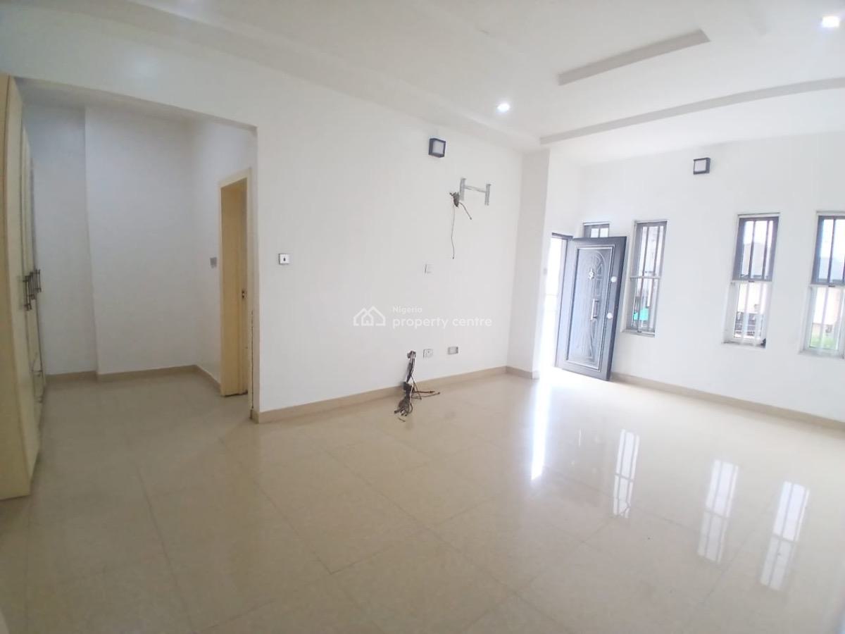 4 Bedroom Semi Detached House, Ikota, Lekki, Lagos, Semi-detached Duplex for Rent